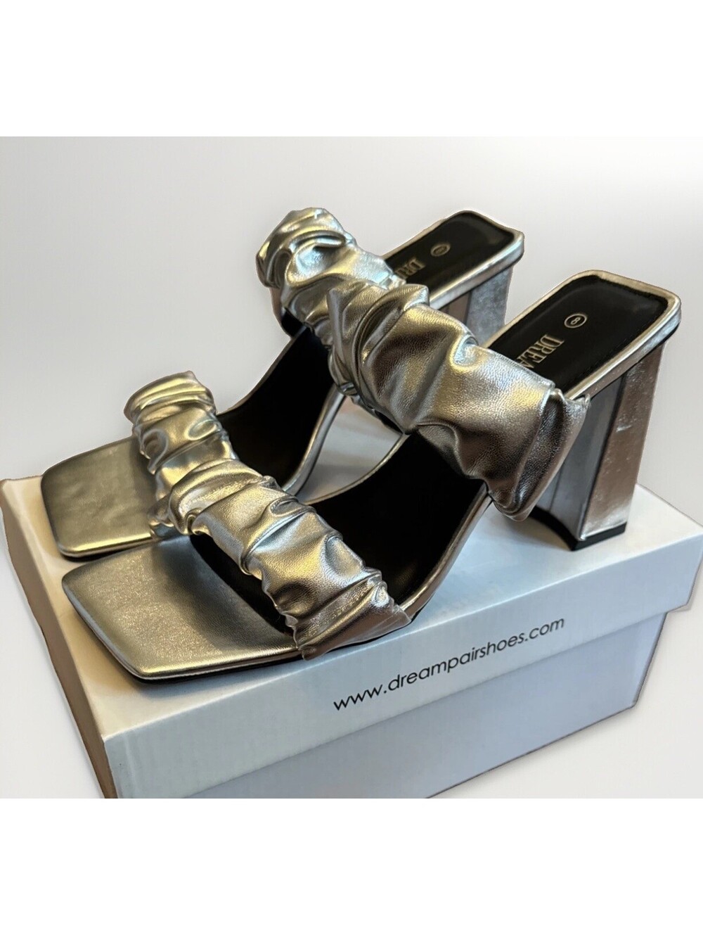 NEW Dream Pairs Silver Chunky Heel Cocktail Party Wedding Vegas Club Shoes Sz 8